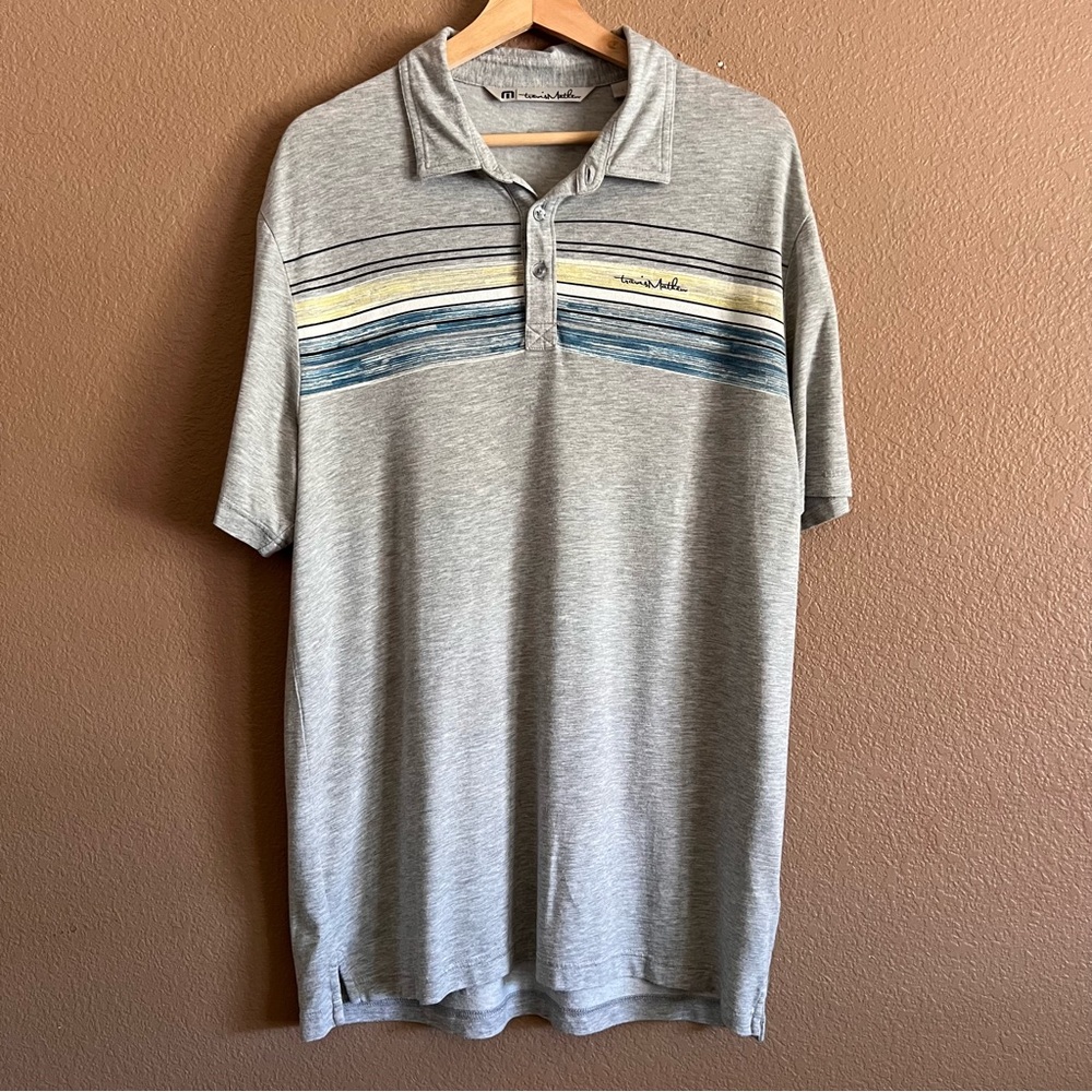 Travis Mathew Gray Polo Shirt Sporty Design Size Large - Picture 1 of 9